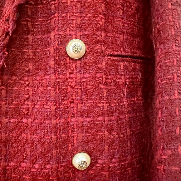 Gorgeous Chanel-style red blazer - Picture 5 of 5